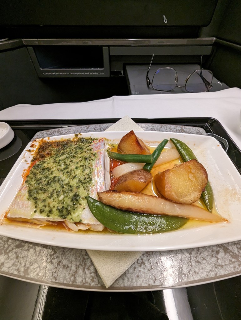 International main course served on ANA business class