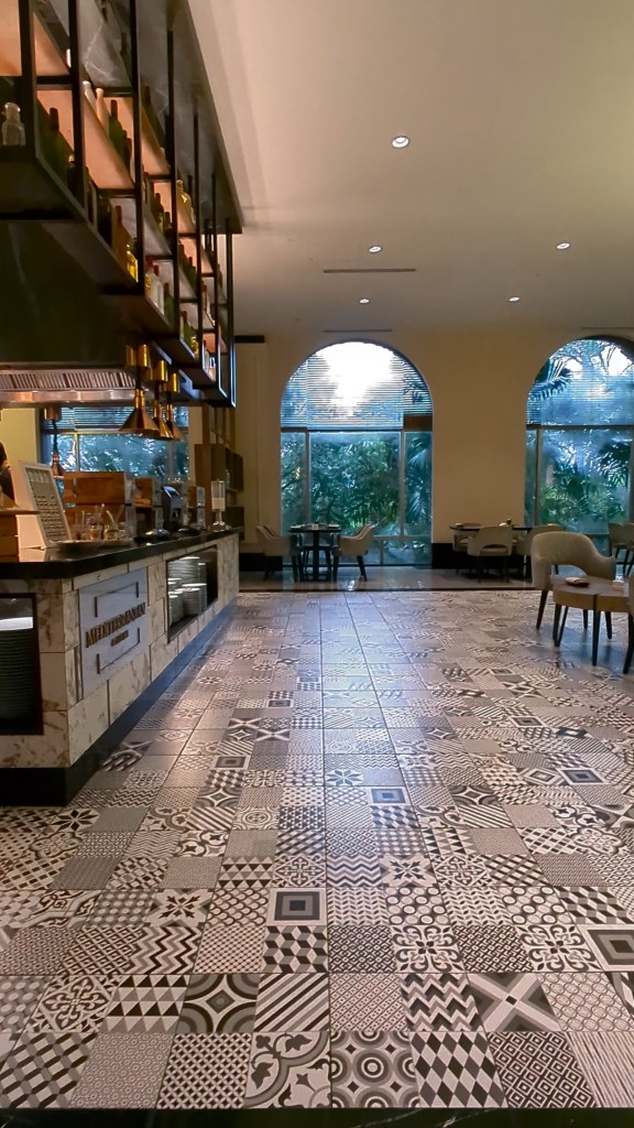 Restaurant at Sama Sama Hotel in Kuala Lumpuer