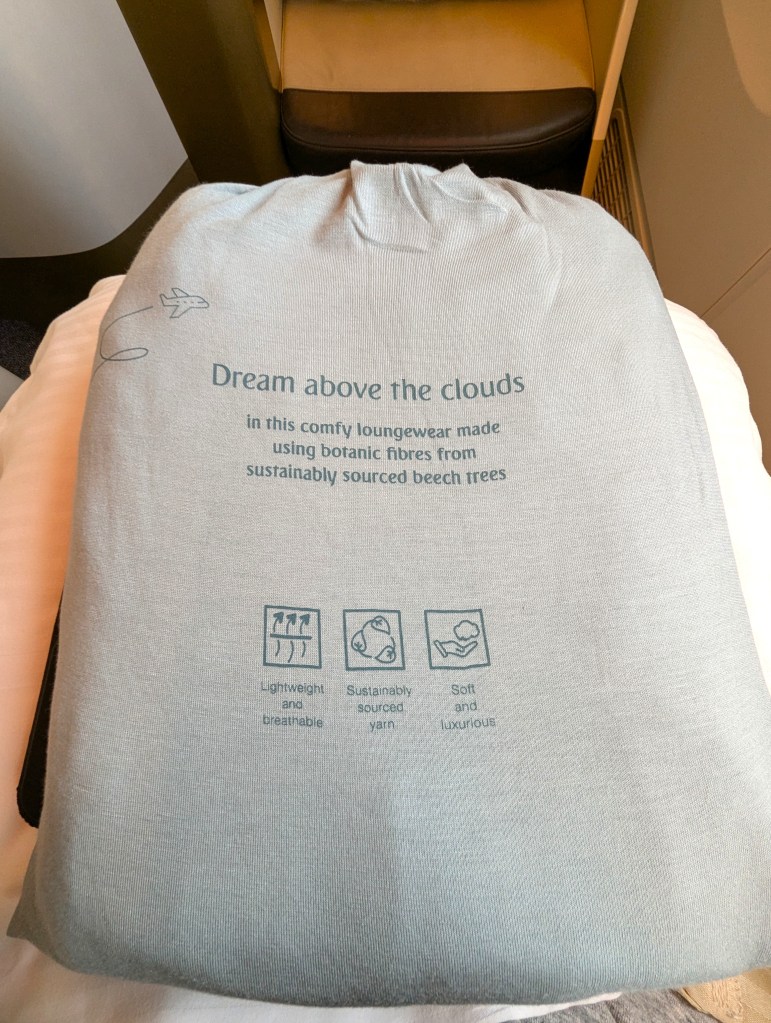 Sleepwear in business class of Emirates Airlines