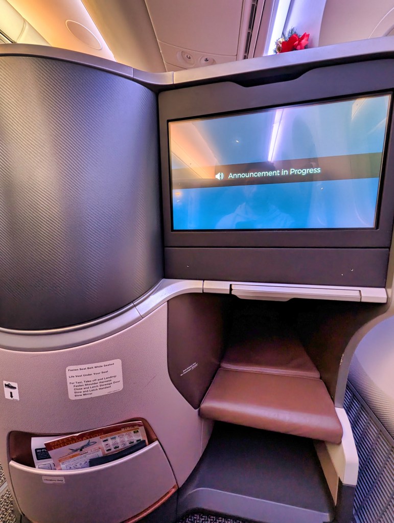 Singapore Airlines regional business class seat Business class seat in Singapore Airlines